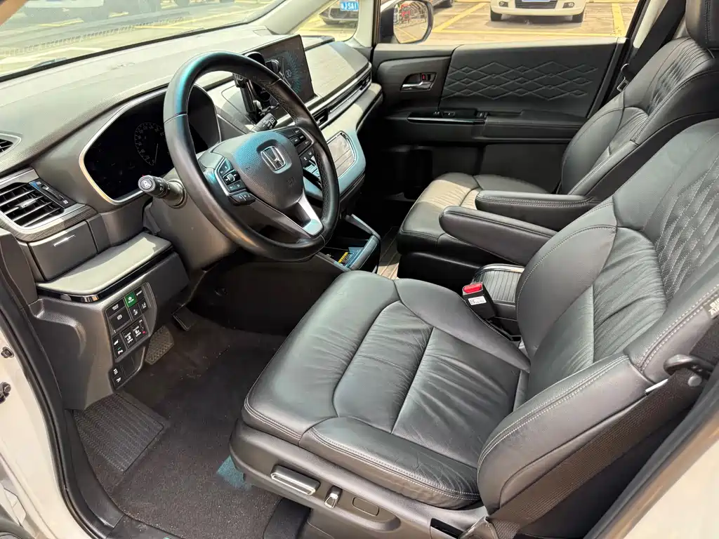 Elysion 2.0 L e:HEV Luxury