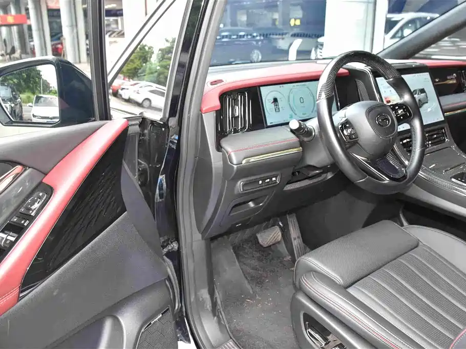 GAC Trumpchi M8 Grandmaster Series Super Hybrid