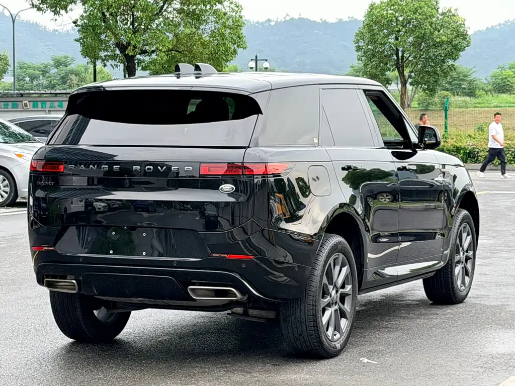 Range Rover Sport 400 PS Dynamic SE