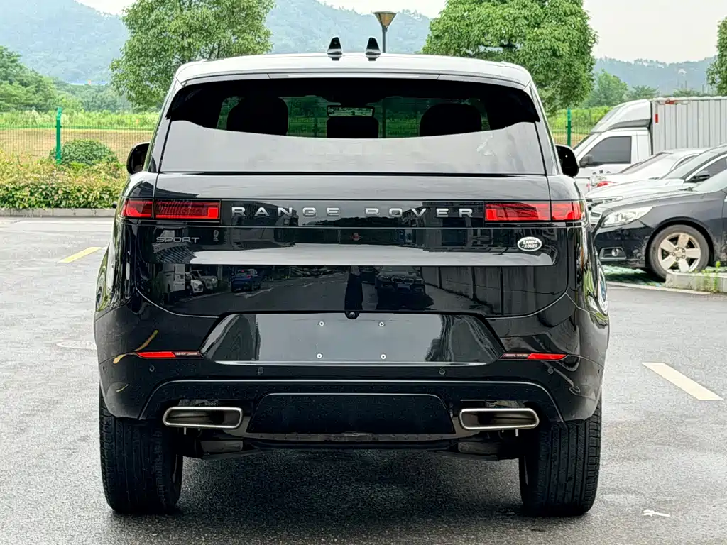 Range Rover Sport 400 PS Dynamic SE
