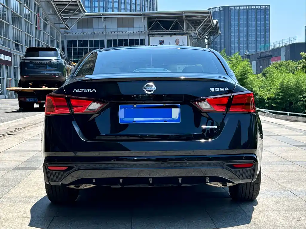 Teana 2.0 L XL Comfort