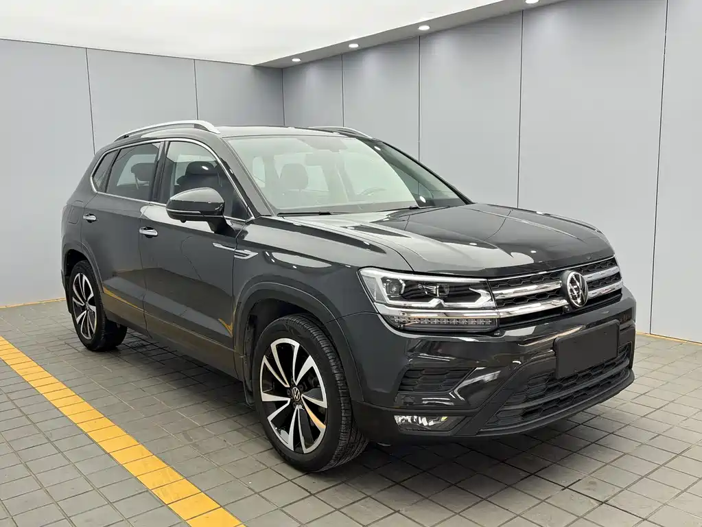 Tharu 280 TSI 2 WD Luxury