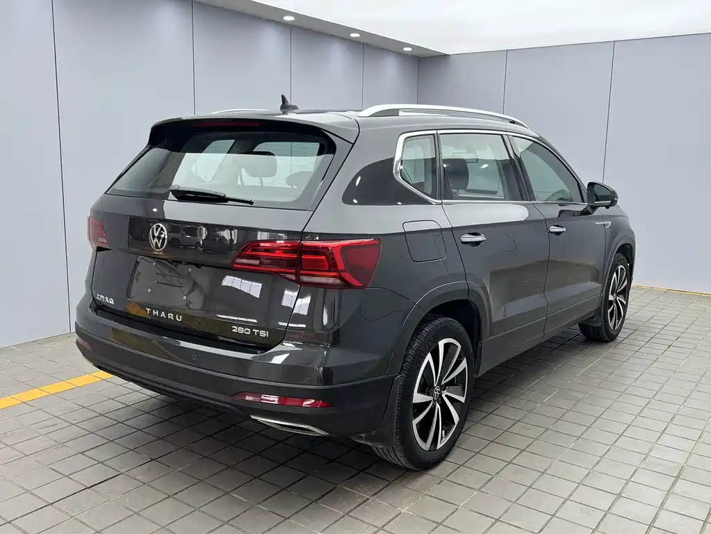 Tharu 280 TSI 2 WD Luxury