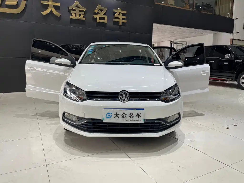 Polo 1.4 L Auto Style
