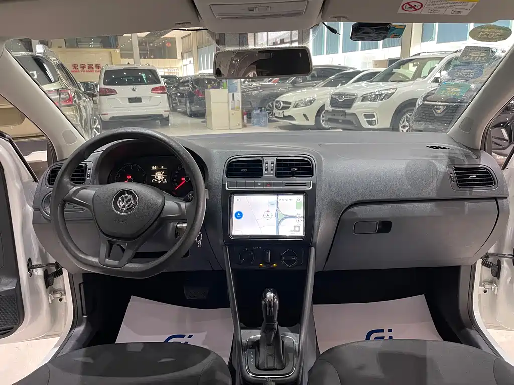 Polo 1.4 L Auto Style