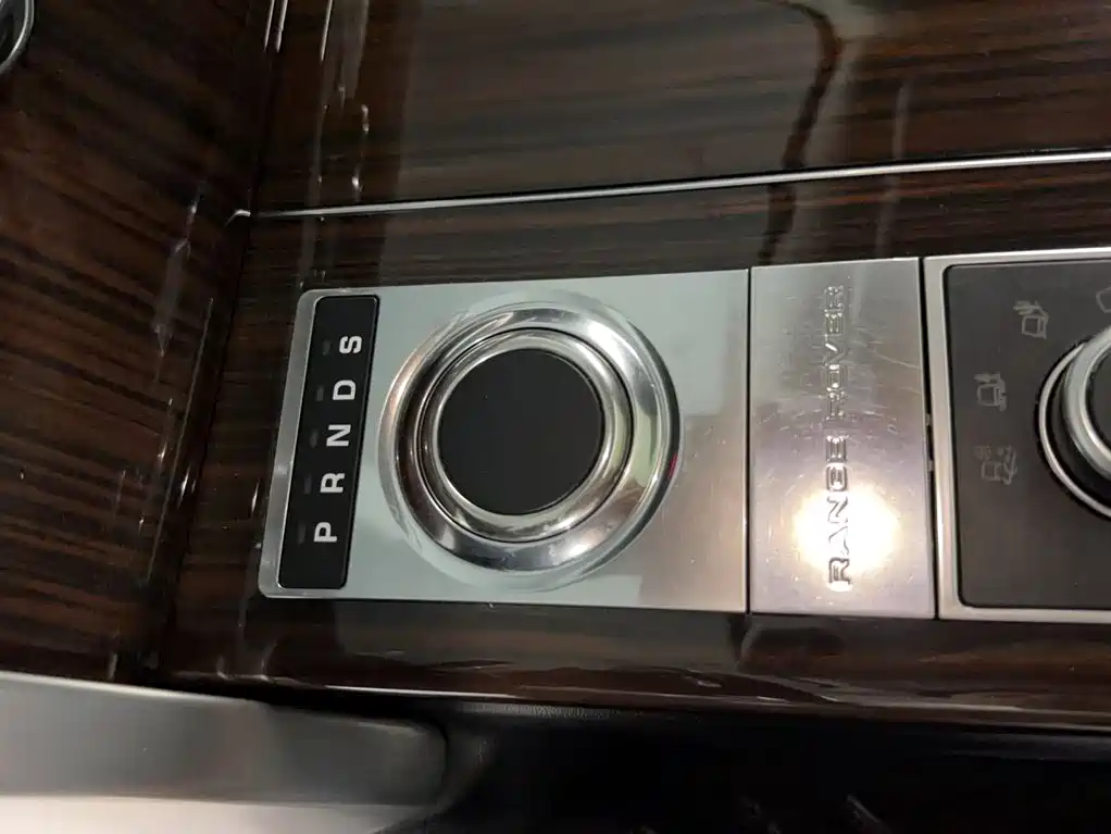 Range Rover 3.0 SC V6 Vogue