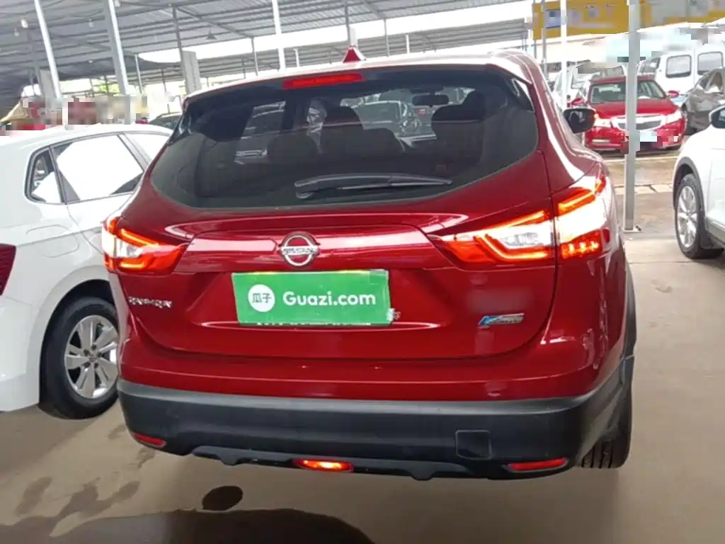 Qashqai 2.0 L CVT Elite