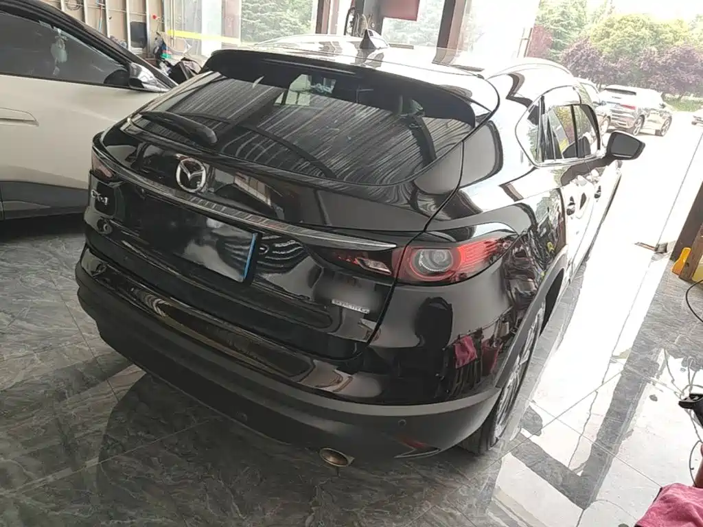 Mazda CX-4 2.0 L Auto 2 WD Blue Sky Taste