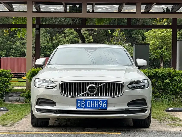 Volvo S90 B5 Smart Vision Luxury