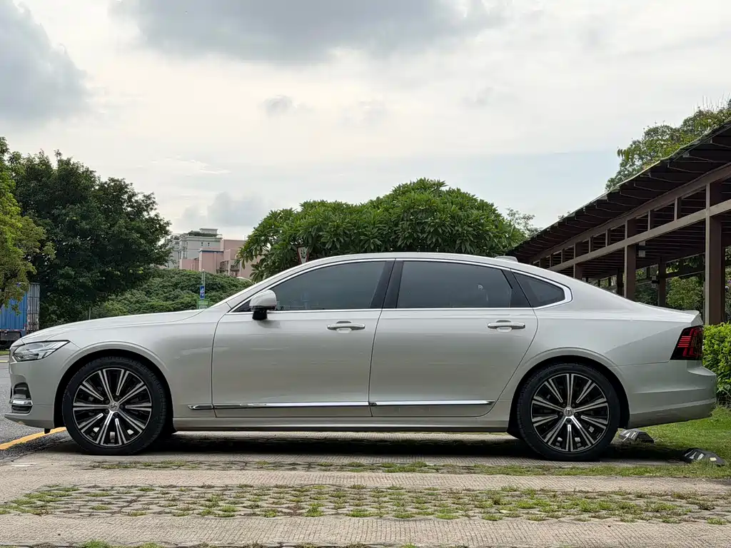 Volvo S90 B5 Smart Vision Luxury