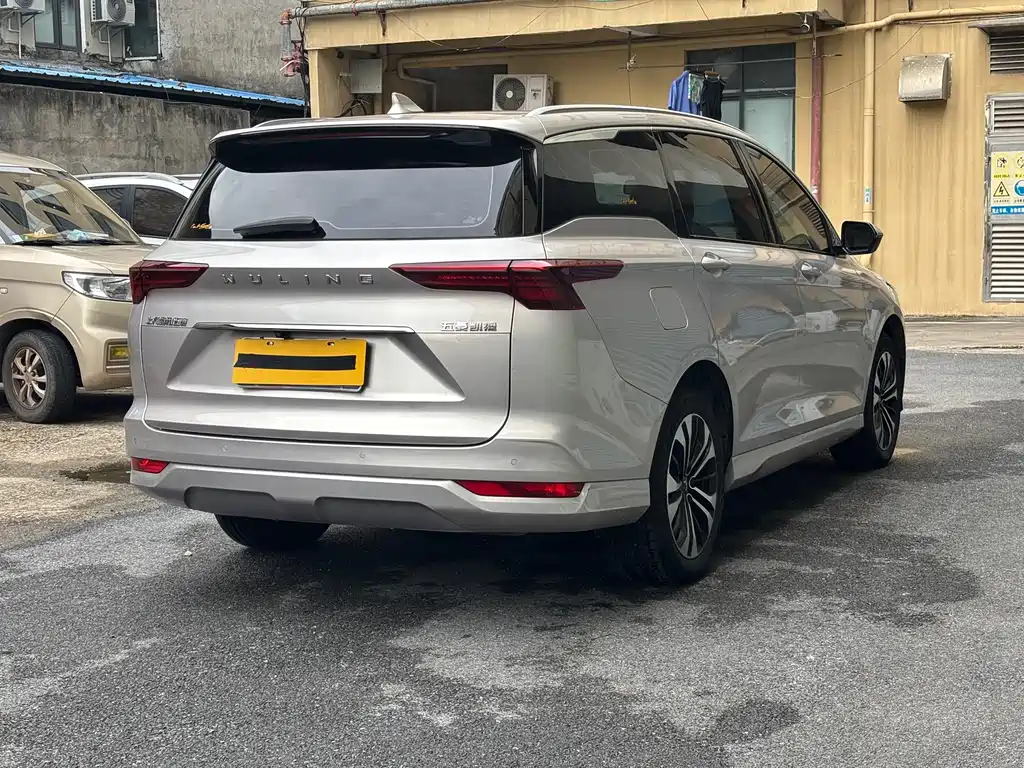 Wuling Victory 1.5 T CVT Flagship