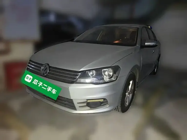 Volkswagen Bora 1.6 L Manual Fashion