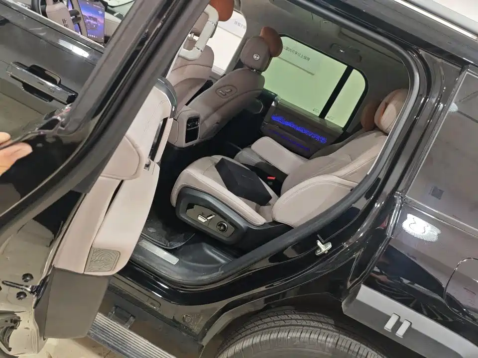 Zongheng G700 Enjoyment Realm 6-seat