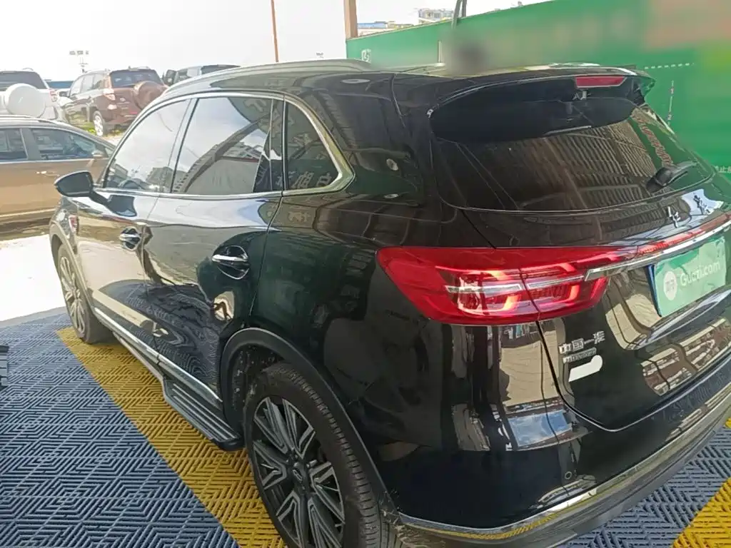 Hongqi HS5 2.0 T Connected Flagship Leading 4 WD