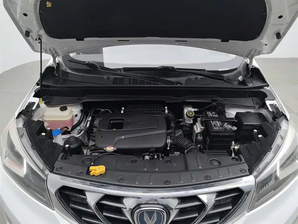 Changan CS15 1.5 L Manual Fashion