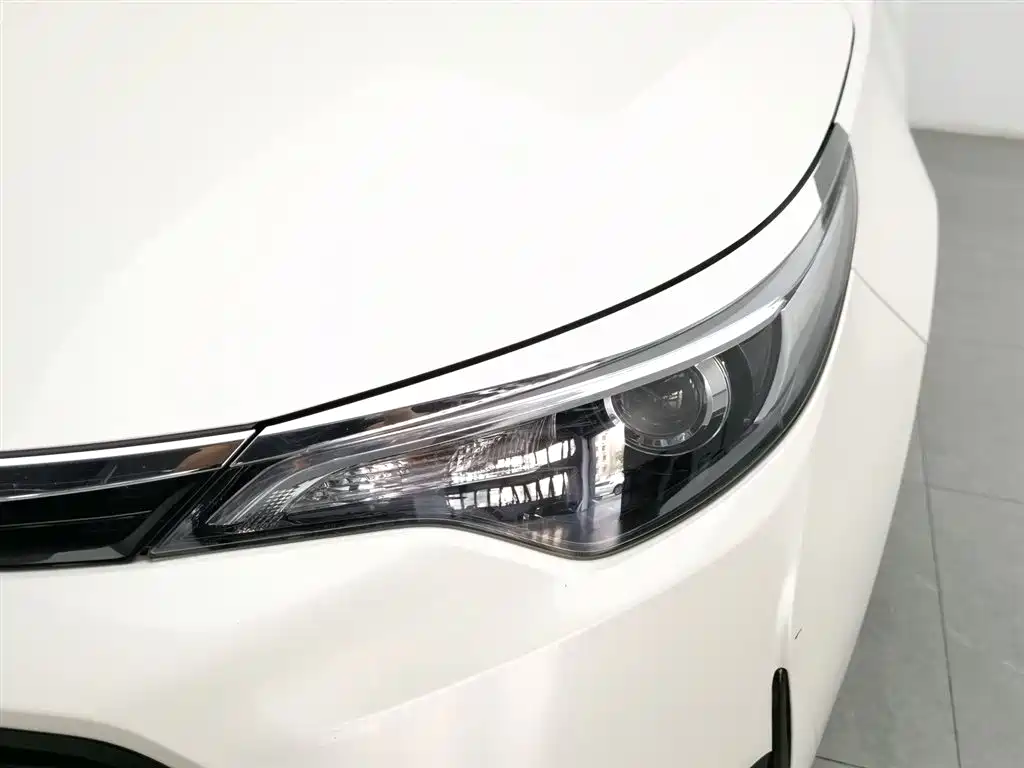 Levin Facelift 185 T CVT Elite CN-V