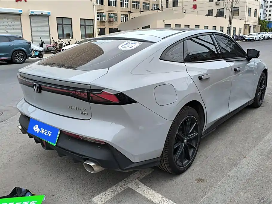 Changan UNI-V iDD Smart Electric iDD 1.5 T 113 km Smart Cool