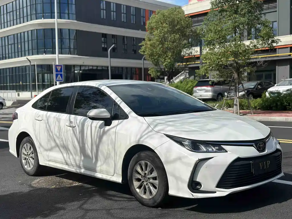 Corolla 1.2 T S-CVT Pioneer