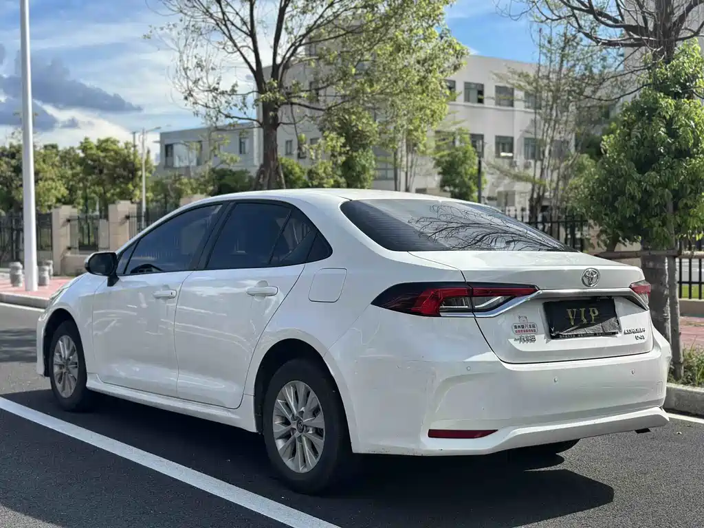 Corolla 1.2 T S-CVT Pioneer