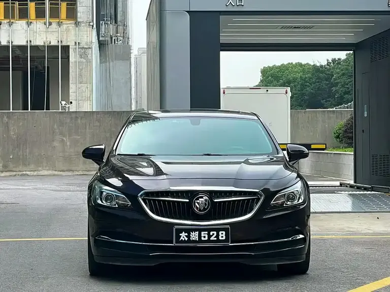 Buick LaCrosse Facelift 28 T Elite