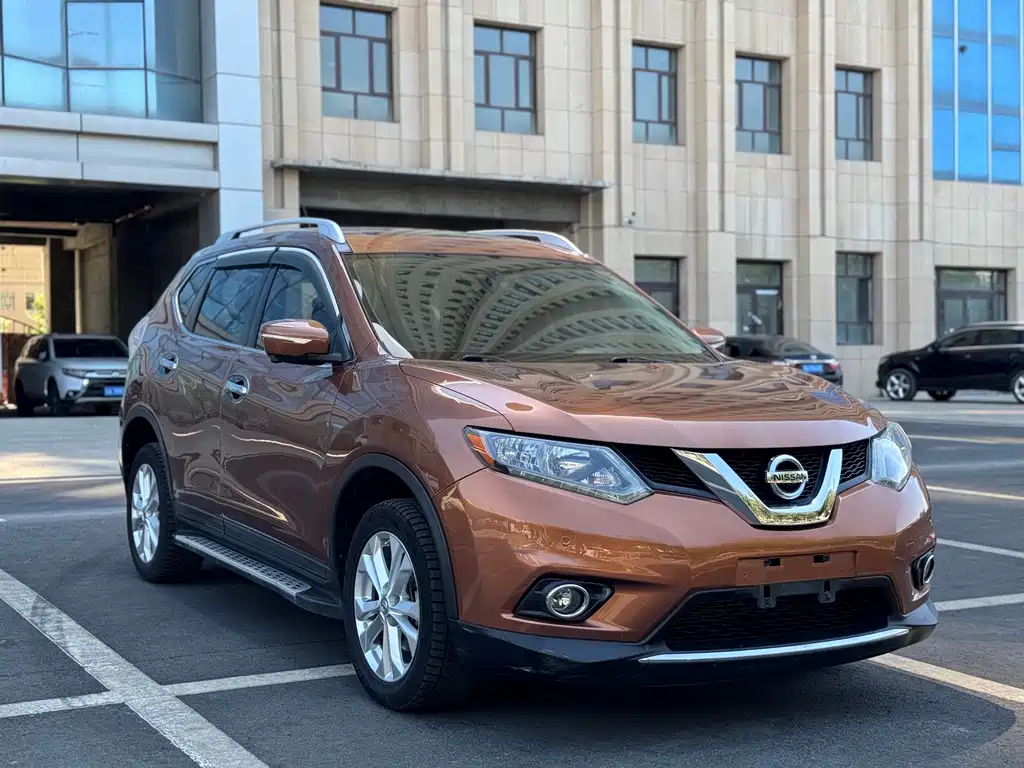 X-Trail 2.5 L CVT Leading MAX 4 WD