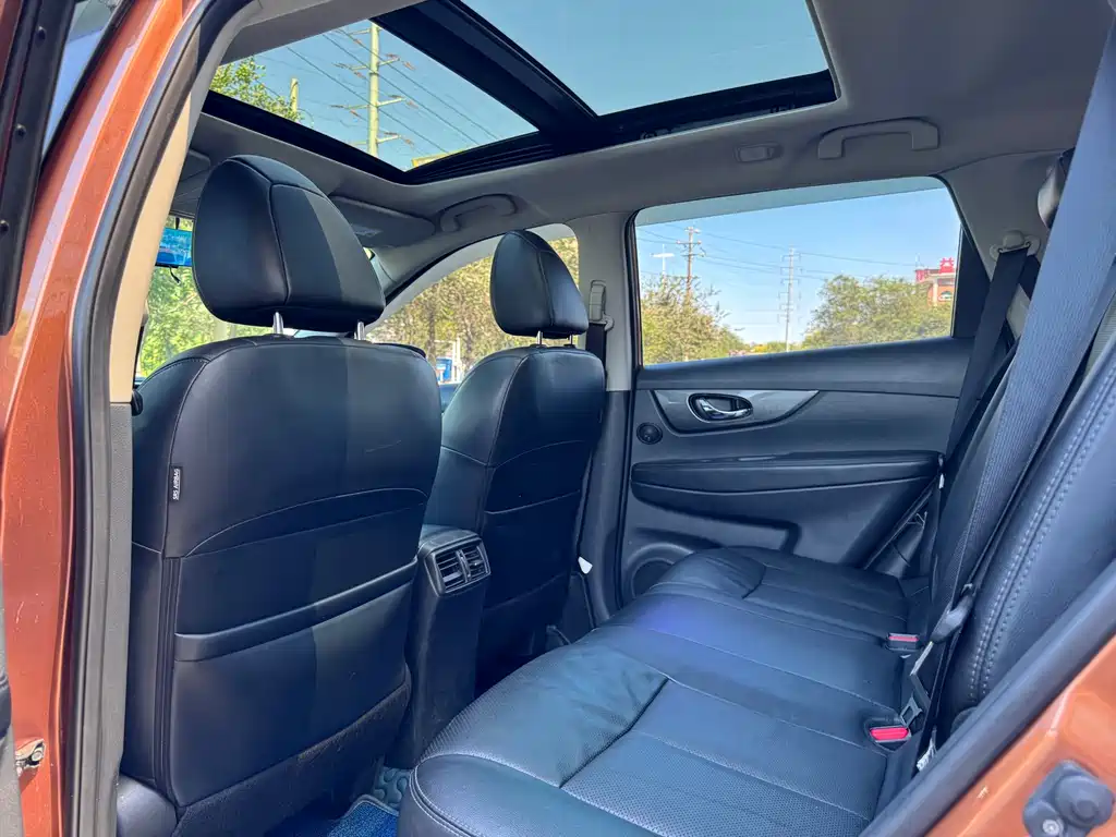 X-Trail 2.5 L CVT Leading MAX 4 WD