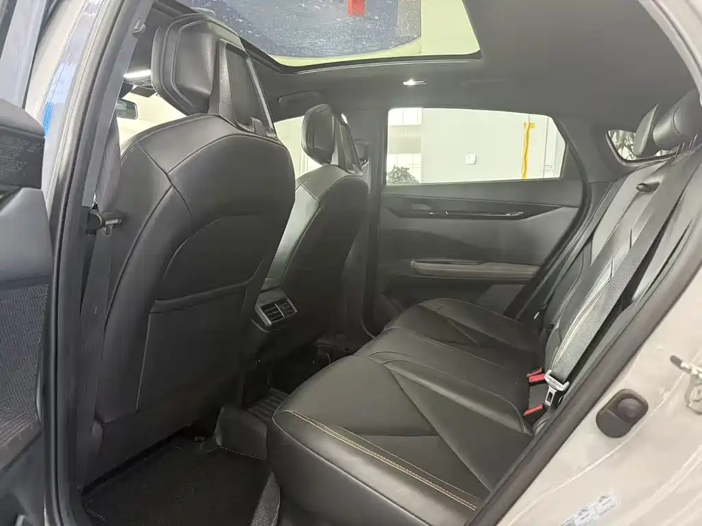 Changan UNI-V 1.5 T Distinguished
