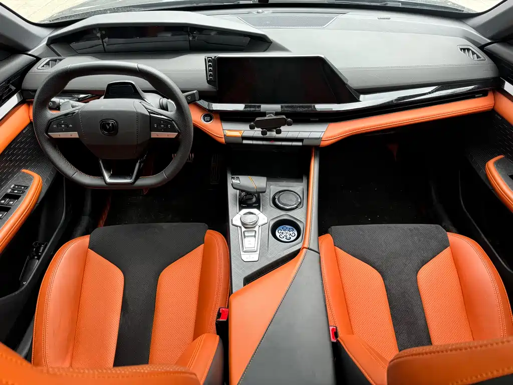 Changan UNI-V 2.0 T Sharp Speed