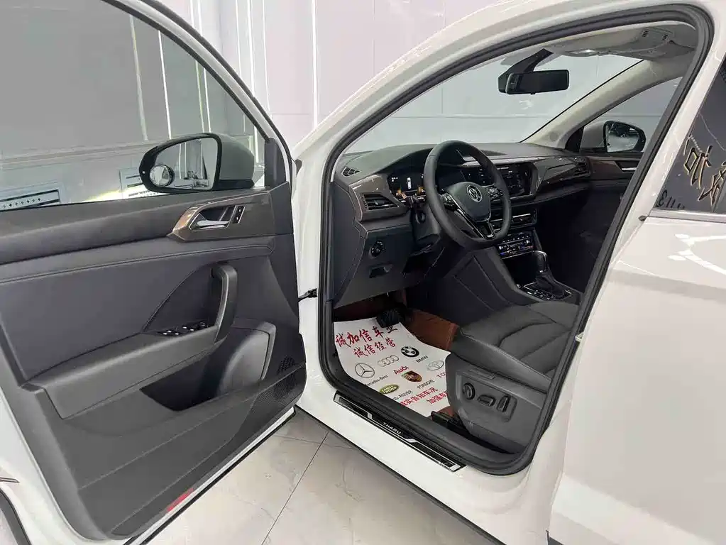 Tharu 280 TSI 2 WD Luxury
