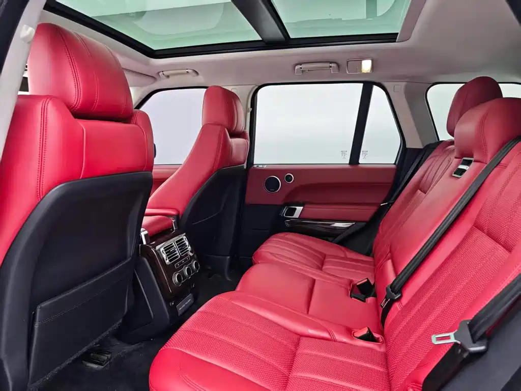 Range Rover 3.0 SC V6 Vogue