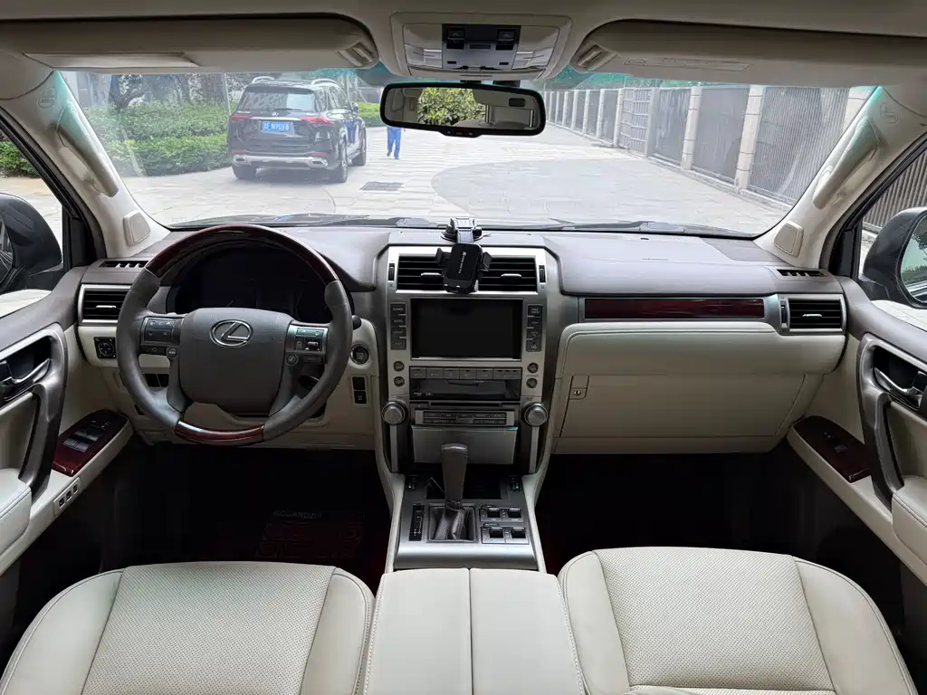Lexus GX 460