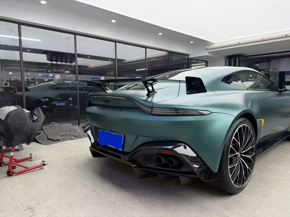 V8 Vantage 4.0 T V8 F1 Edition Coupe