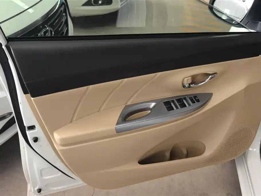 YARiS L Zhixuan 1.5 E Auto Charm Motion