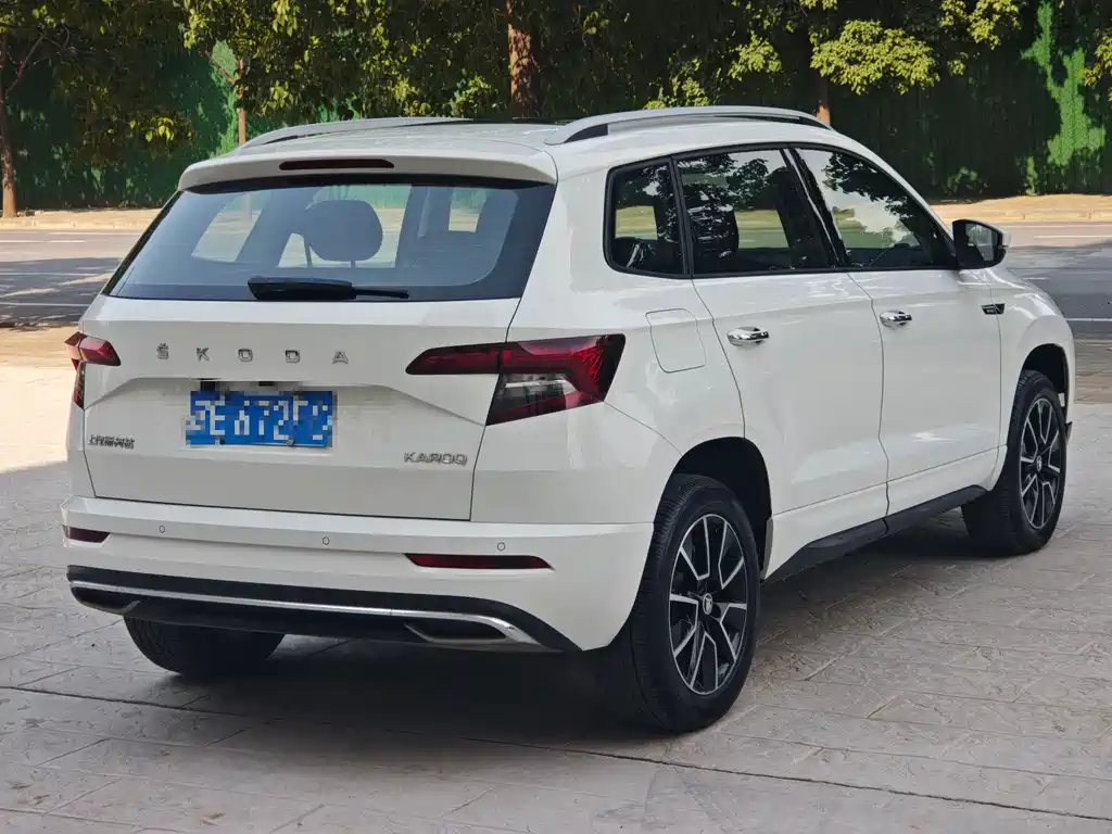 Karoq TSI280 Luxury