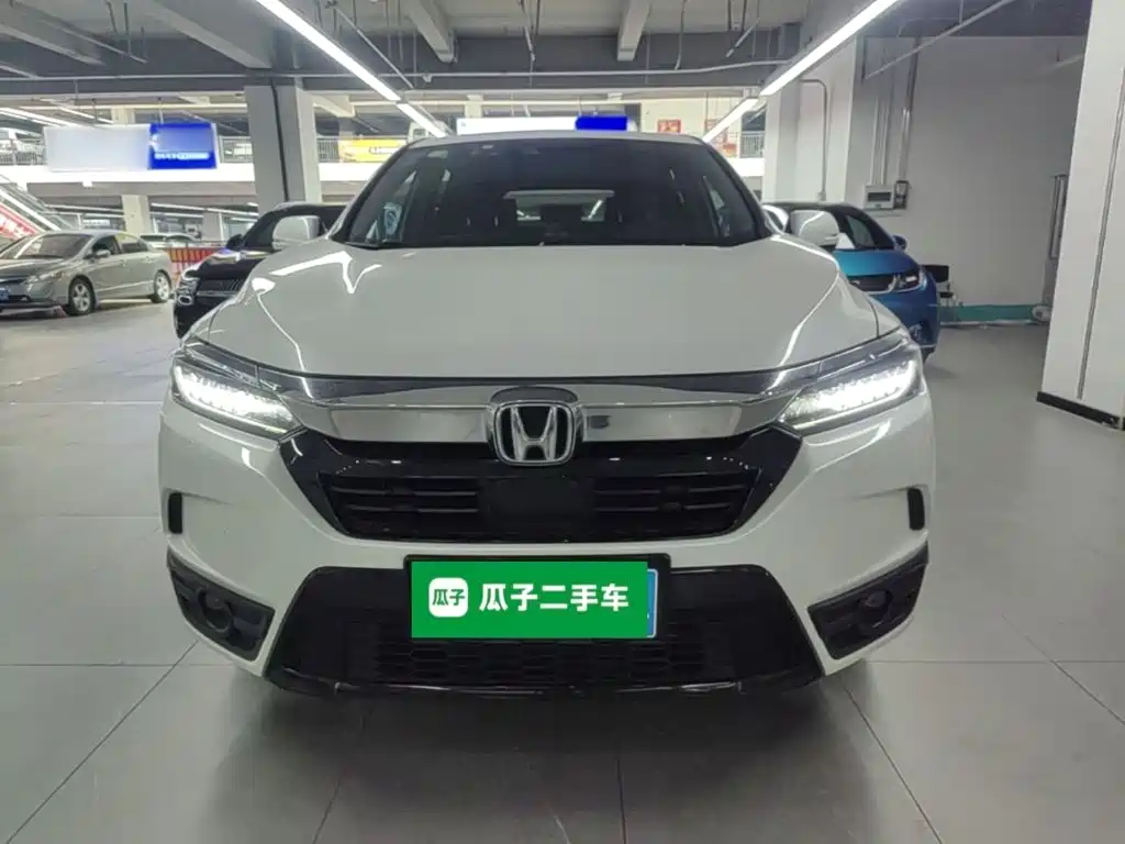 Breeze 240 TURBO CVT 2 WD Luxury