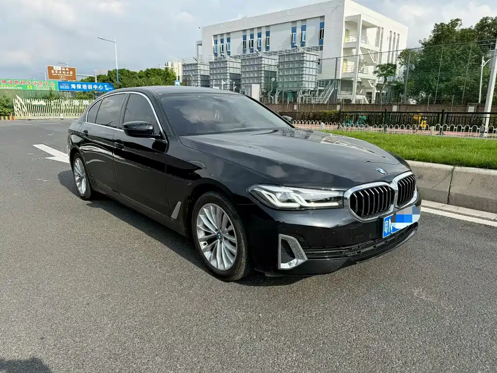 BMW 5 Series 525 Li Luxury Package