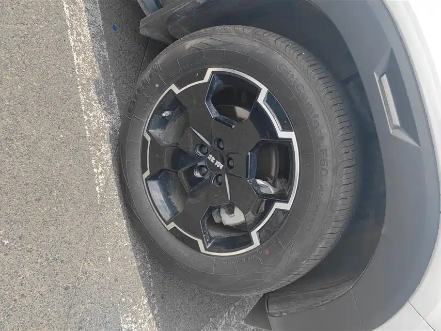 BAIC BJ30 1.5 T Magic Core Electric Drive Advanced