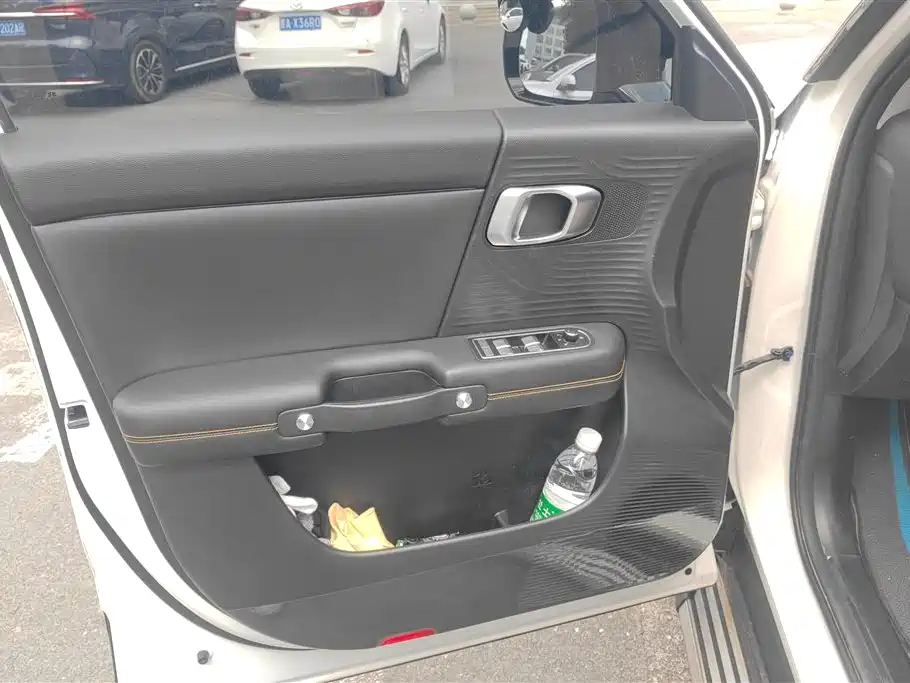 BAIC BJ30 1.5 T Magic Core Electric Drive Advanced