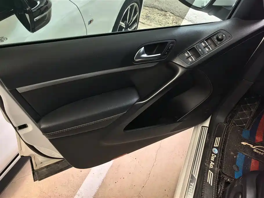 Tiguan 300 TSI Auto 2 WD Silk Road Comfort