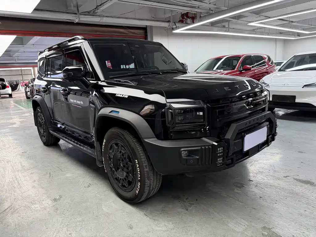Jetour Traveller 2.0 T 4 WD Cross PRO+