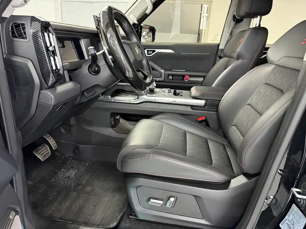 Jetour Traveller 2.0 T 4 WD Cross PRO+