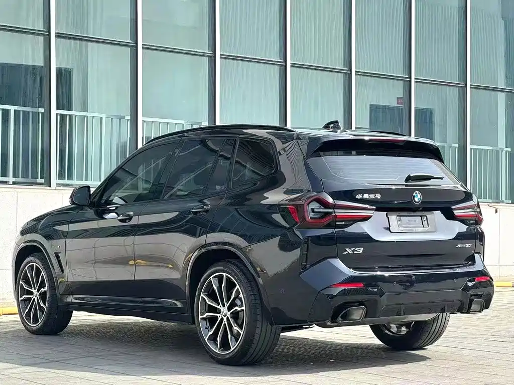 BMW X3 xDrive30 i Leading M Night Package
