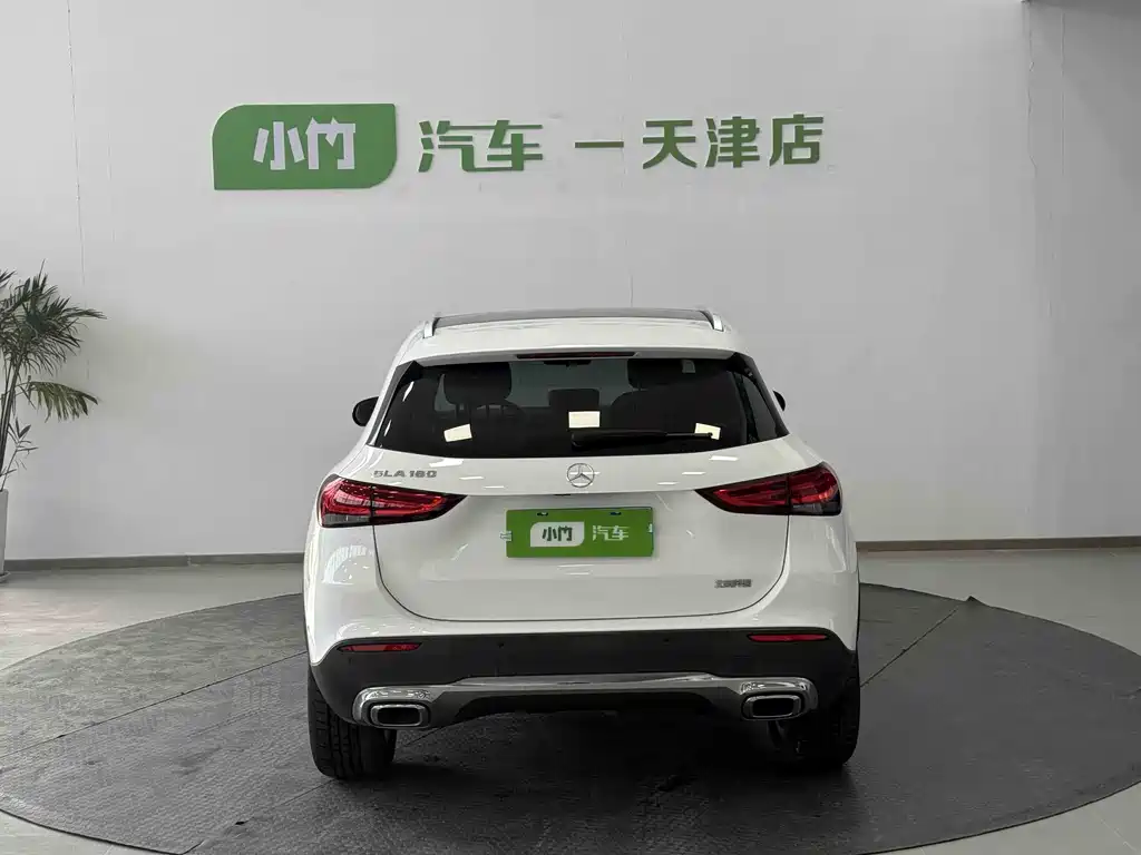 Mercedes-Benz GLA GLA 180