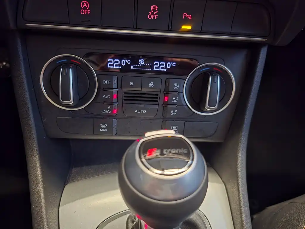 Audi Q3 30 Anniversary 30 TFSI Fashion