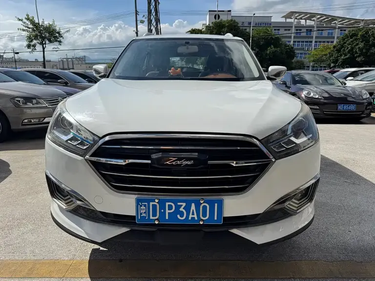 Zotye T300 众泰T300 2017款 1.5 L 手动尊享型
