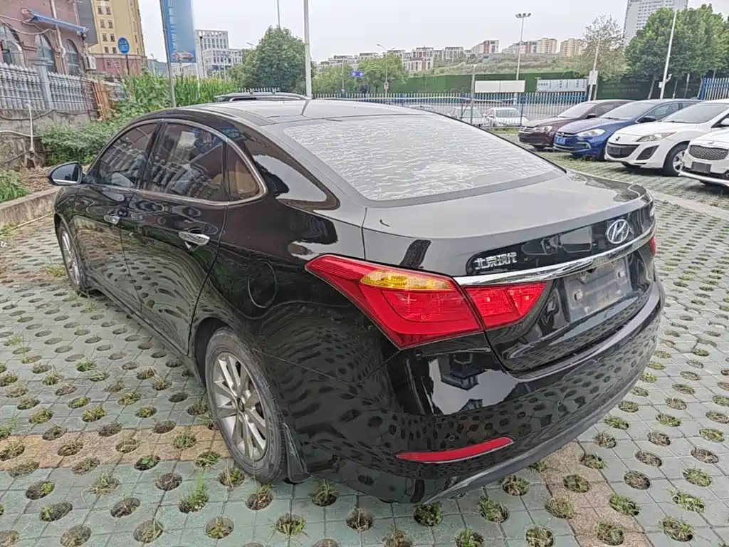 Mistra 1.8 L Auto Intelligent GLS