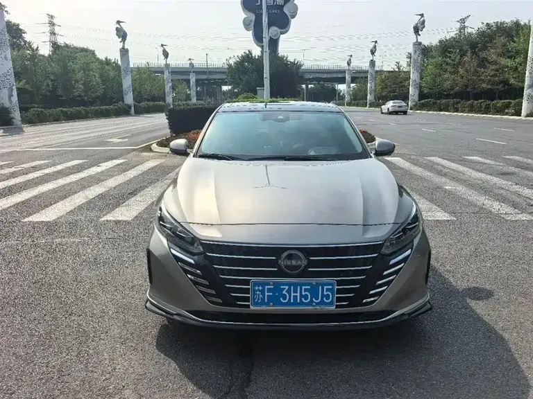 Nissan Teana 2.0 L XL-Upr Enjoyment