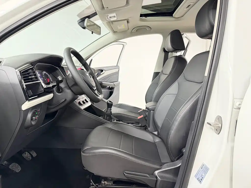 Jetta VS5 捷达VS5 2022款 280 TSI 手动悦享型Pro
