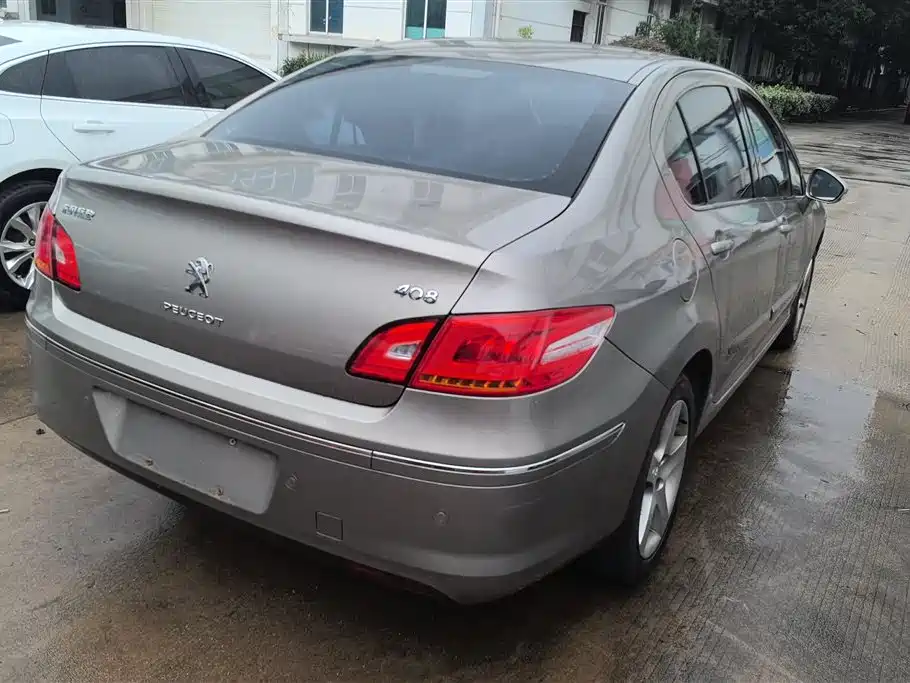 Peugeot 408 2.0 L Auto Comfort