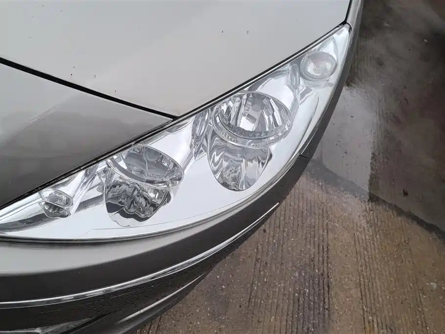 Peugeot 408 2.0 L Auto Comfort